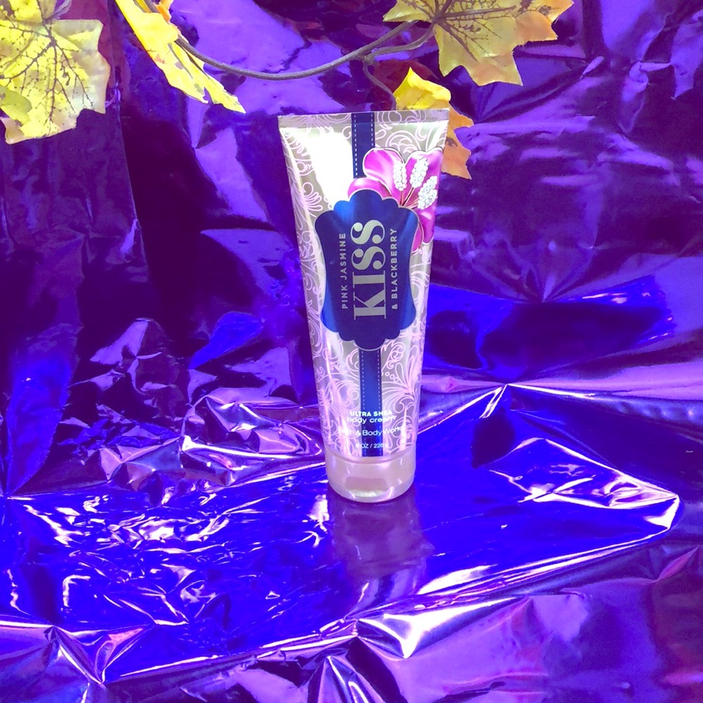 New Pink Jasmine Kiss & Blackberry body cream